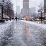 Oblodzenia na chodnikach warszawa