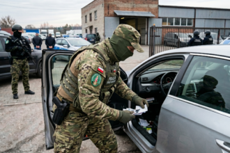 Rozbito potężną grupę samochodową